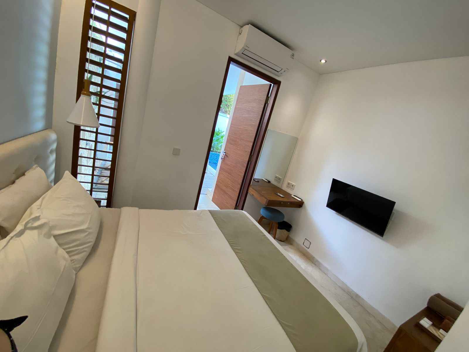 4 bedroom Pool villas in kuta