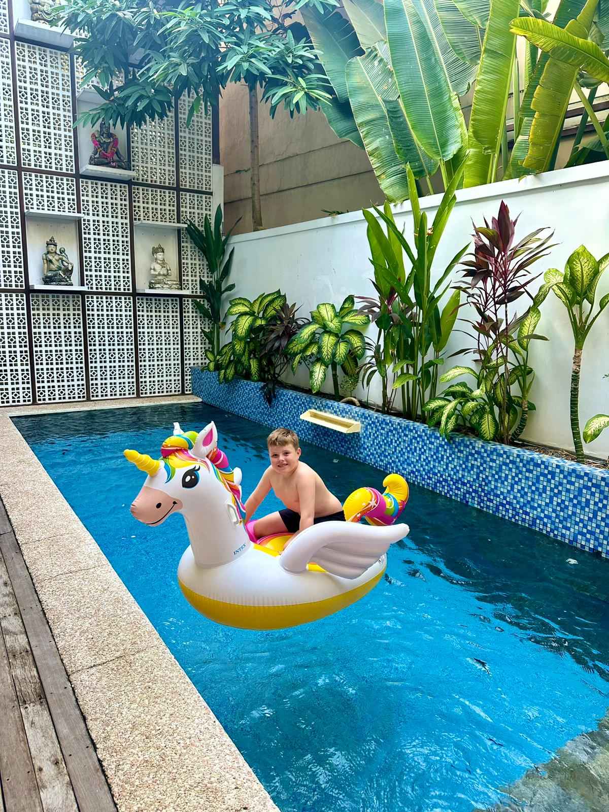 Three Bedroom Private Pool Villas In Legian , Bali